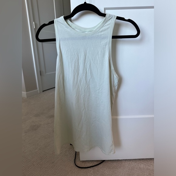 LULULEMON, size 6, excellent condition, open back, mint green slowly tank - Picture 2 of 6
